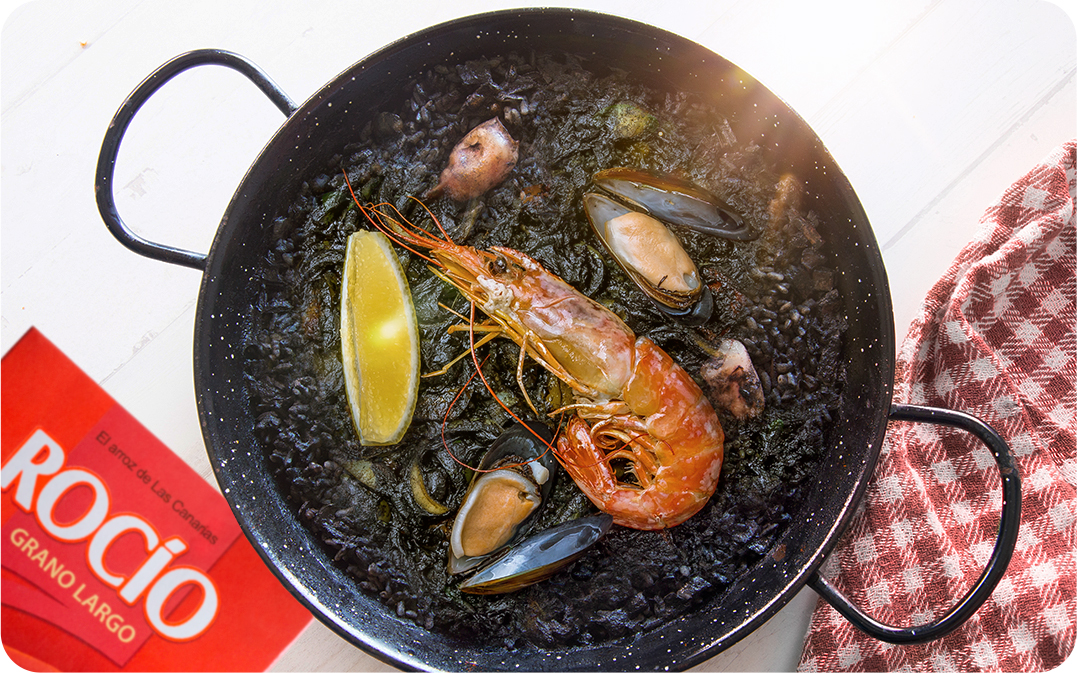 Arroz negro con chipirones y gambas